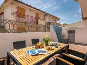 Casa con ampio cortile Cala Gonone